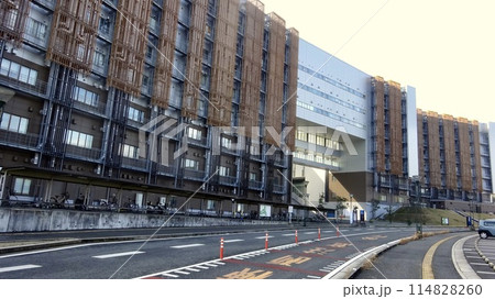 九州大学農学部講義棟 114828260