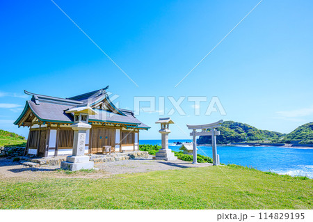 初夏の宗像大社 沖津宮 遙拝所　大島　福岡県宗像市 114829195