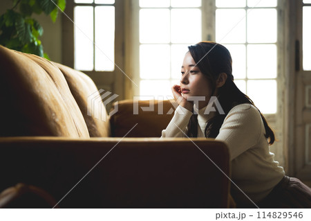 女性ポートレート 114829546