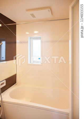 お風呂 バスルーム 浴室 浴槽 お風呂 バスルーム 浴室 浴槽 114833155