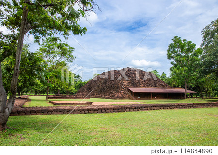 Phra Prang in Si Thep historical park It is an architecture in the Dvaravati period in Phetchabun Province, Thailand. Phra Prang in Si Thep historical park It is an architecture in the Dvaravati period in Phetchabun Province, Thailand. 114834890