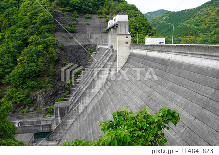 山財ダム(愛媛県) 山財ダム(愛媛県) 114841823