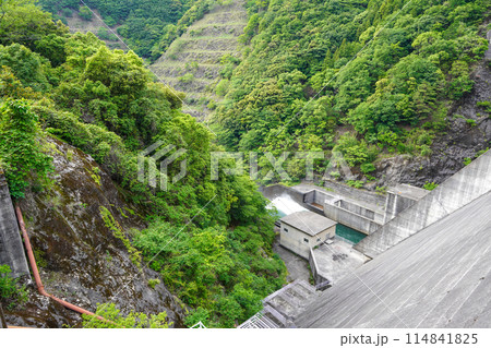 山財ダム（愛媛県） 114841825