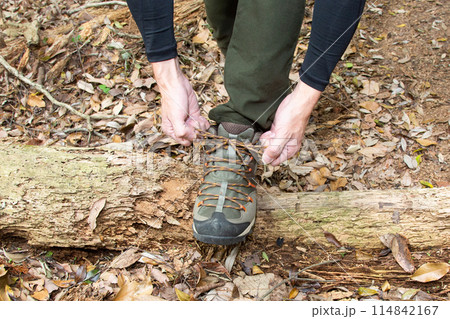 トレッキングシューズ 登山靴 選び方 イメージ トレッキングシューズ 登山靴 選び方 イメージ 114842167