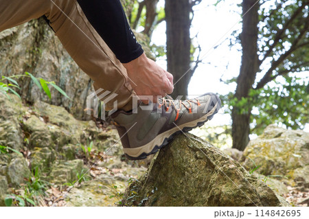 登山　トレッキング　ハイキング　イメージ 114842695