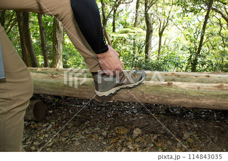 登山　トレッキング　ハイキング　イメージ 114843035