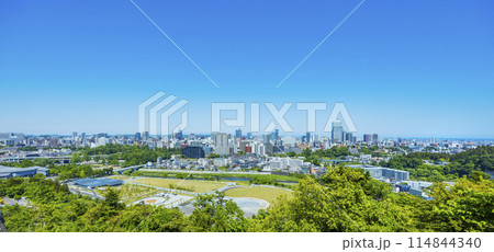 青葉城址より新緑の仙台市全景 青葉城址より新緑の仙台市全景 114844340