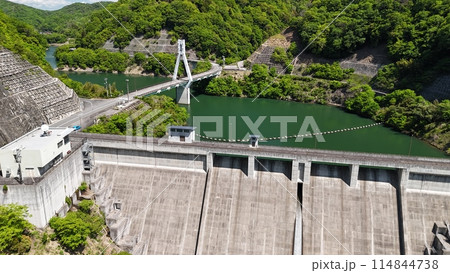 広島県竹原市_貯水率100%【仁賀ダム】ドローン空撮_NIK_No12 広島県竹原市_貯水率100%【仁賀ダム】ドローン空撮_NIK_No12 114844738