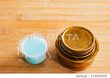 固形燃料とアルコールストーブ 114845605