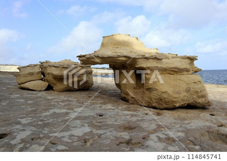 マルサックスロック Marsaxlokkの海岸 114845741