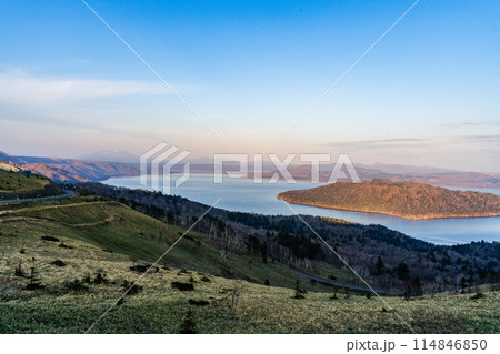 北海道 春の屈斜路湖 北海道 春の屈斜路湖 114846850