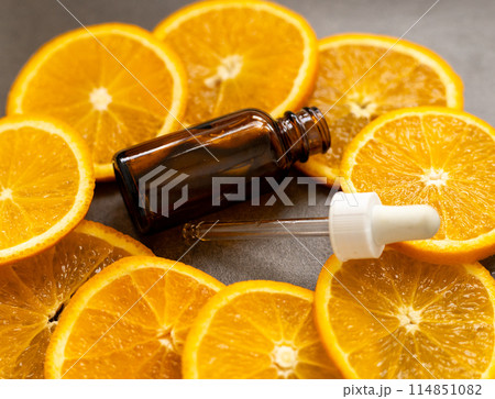 facial serum with vitamin C, package 114851082