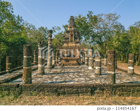 Wat Phra Bat Noi temple in Sukhothai, Thailand Wat Phra Bat Noi temple in Sukhothai, Thailand 114854167