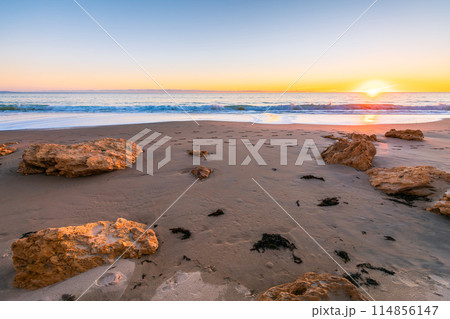 Maslin Beach during sunset Maslin Beach during sunset 114856147