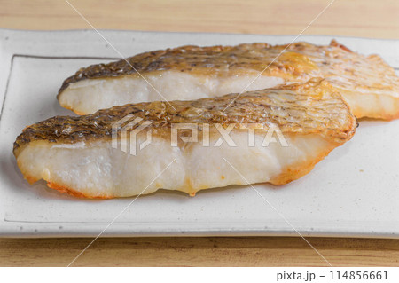 鯛の塩焼き 114856661