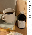 ホットコーヒー 114858103