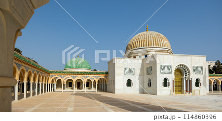 Habib Bourguiba Mausoleum in Monastir with large courtyard, Tunisia 114860396