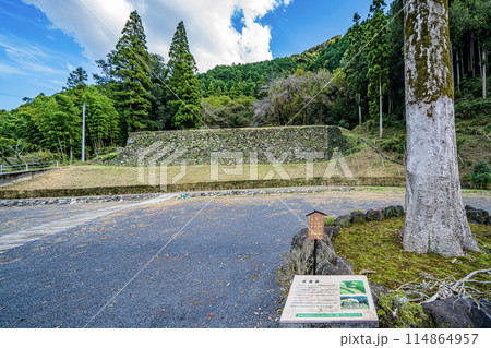 美濃金山城址米蔵跡の景色 114864957