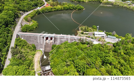 広島県東広島市_新緑【椋梨ダム】ドローン空撮_MUK_No07 114873565