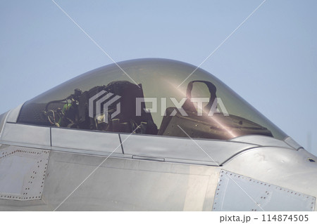 F-22ラプターのキャノピー 114874505