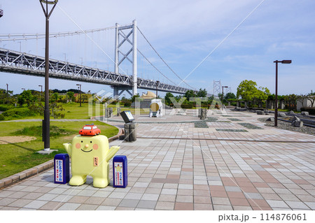 与島パーキングエリアから見る瀬戸大橋(主に南備讃瀬戸大橋と北備讃瀬戸大橋 与島パーキングエリアから見る瀬戸大橋(主に南備讃瀬戸大橋と北備讃瀬戸大橋 114876061