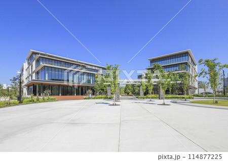 キングスカイフロント RGB4、RGB1と中央のプロムナードゲート 114877225