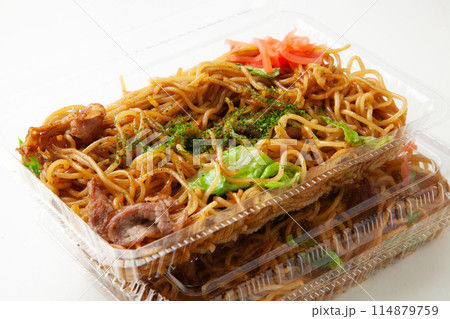 テイクアウトの焼きそば テイクアウトの焼きそば 114879759