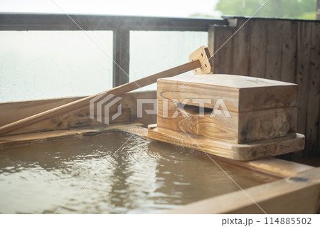 温泉 露天風呂 お風呂 旅館 温泉 露天風呂 お風呂 旅館 114885502