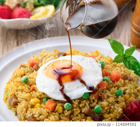 ドライカレー カレーピラフ 114894501