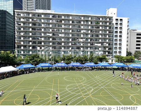 港区にある小学校の運動会の様子 港区にある小学校の運動会の様子 114894887