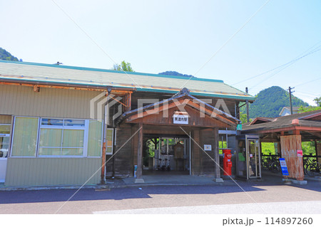 岐阜県美濃市、美濃市駅の風景 114897260