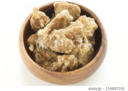 ミャンマーの黒砂糖菓子 ミャンマーの黒砂糖菓子 114897291