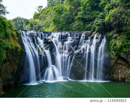 台湾十分の滝　 114899801