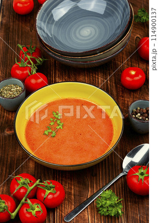 Tomato soup, vegan dish Tomato soup, vegan dish 114900137