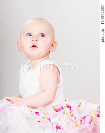 Little girl child portrait Little girl child portrait 114902206
