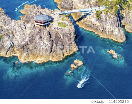 尖閣湾（新潟県佐渡市） 114905230