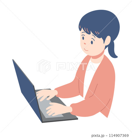 ノートパソコンで仕事をしている女性 114907369