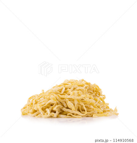 Instant noodles, isolated on white background 114910568