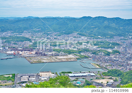 【太華山展望台より周南市を一望】 山口県周南市栗屋 太華山 114910996