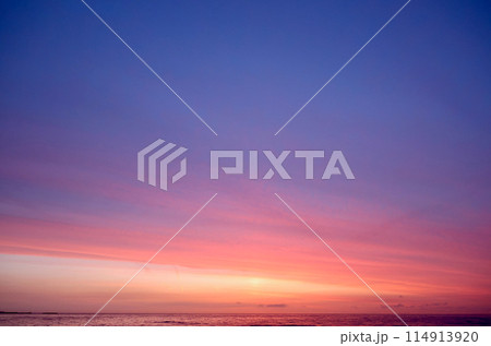 日の出前の空　　5月下旬 114913920