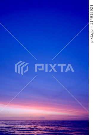 日の出前の空　　5月下旬 114913921