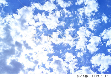 青空と雲イメージ 114915017