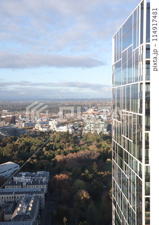 高層ビルを見下ろす　オーストラリア 114917481