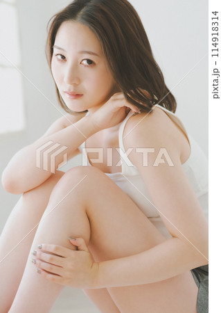 20s beauty 20s beauty 114918314