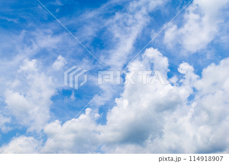 青い空と白い雲 青い空と白い雲 114918907