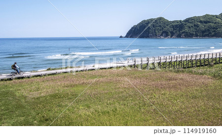 浦富海岸 新緑・初夏のサイクリングイメージ 浦富海岸 新緑・初夏のサイクリングイメージ 114919160