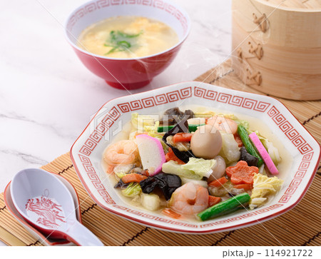 中華料理 八宝菜 114921722