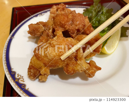 ザンギ 北海道名物の鶏の唐揚げ ザンギ 北海道名物の鶏の唐揚げ 114923300