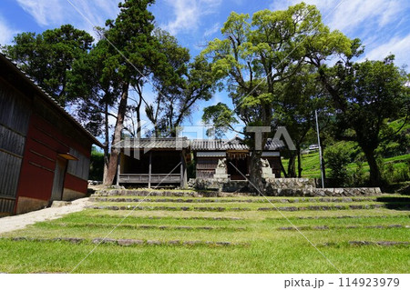 瀬戸内海のオリーブの島・小豆島の中山農村歌舞伎舞台 瀬戸内海のオリーブの島・小豆島の中山農村歌舞伎舞台 114923979