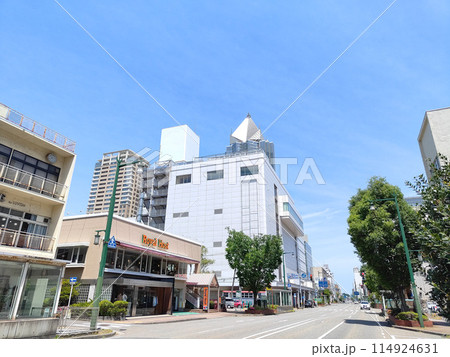 【新潟市】西堀通り6番町の街並み 【新潟市】西堀通り6番町の街並み 114924631